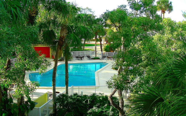 Miami Lakes Hotel and Golf
