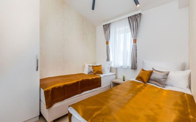 Villa Roko with Pool and Sauna