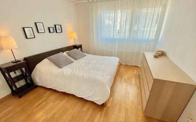 Modern, bright and spacious 3 bedrooms 2 bathrooms