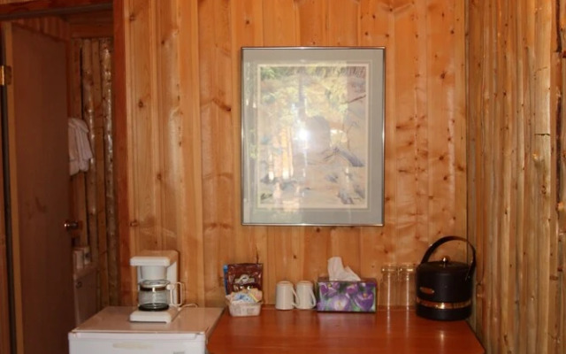 Minor Bay Lodge & Outposts