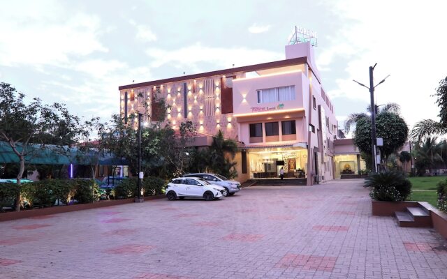 Topline Foods Resort