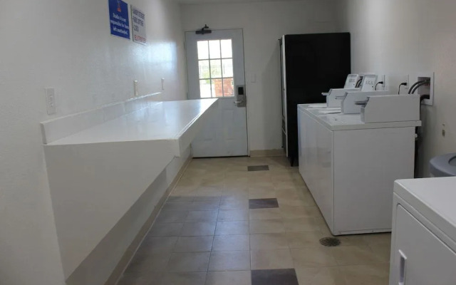 Studio 6-Houston, TX - East