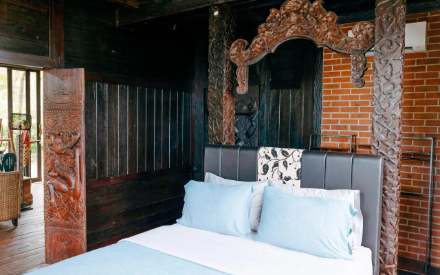 Most Exotic Beachfront Villa Keong