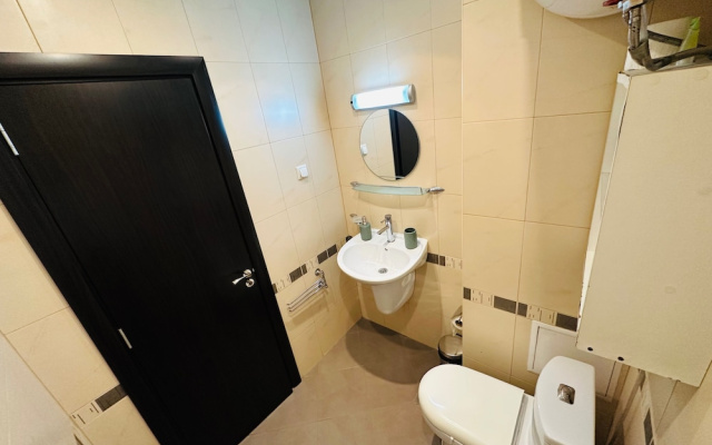 Central Art Apartment in Bansko With Mountain View