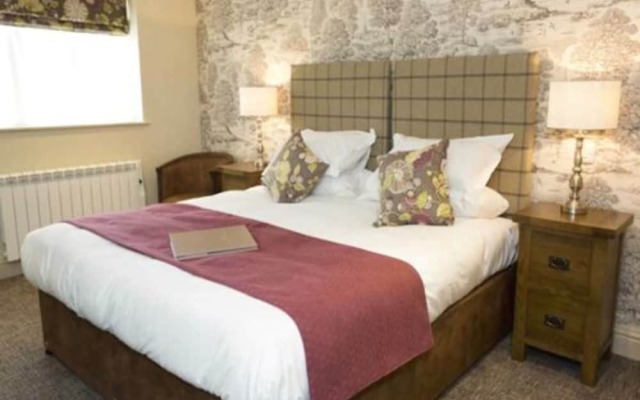 Crown Inn At Tolldown