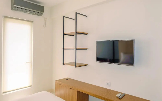 Fancy and Nice Studio at Podomoro Golf View Apartment