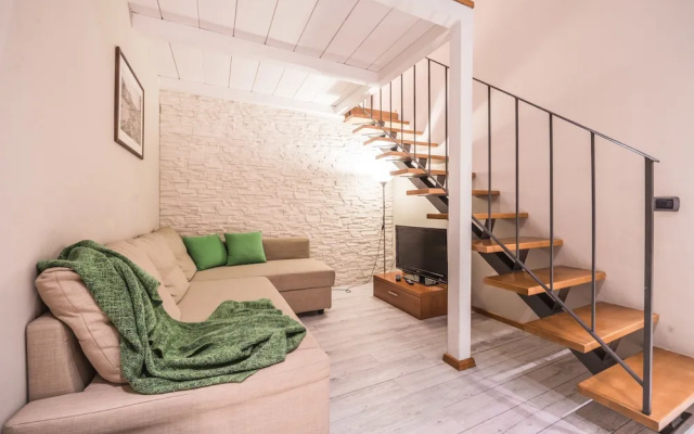 A Few Steps to The Duomo Upscale 2BD Apt