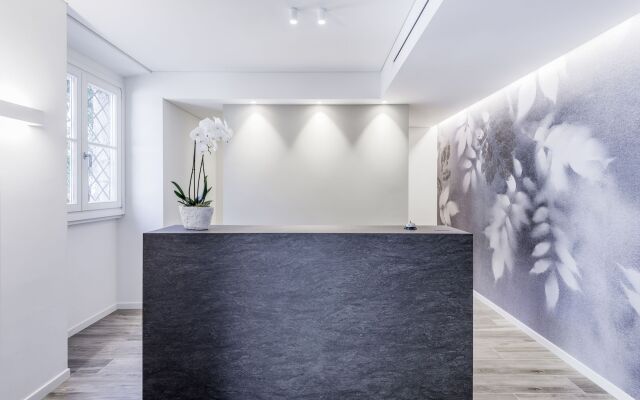 Villa Liberty - Lake Como Rooms & SPA