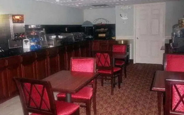 Charleston Grand Hotel