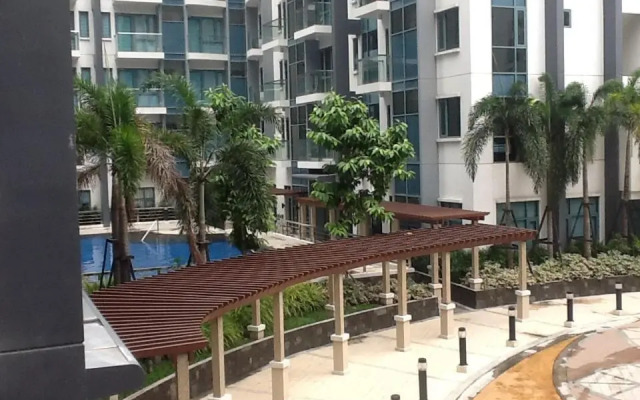Palm Tree - Genlex Condominium