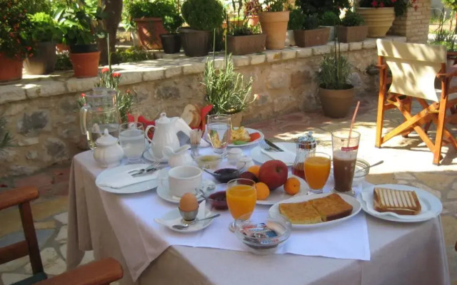 Nostos Hotel