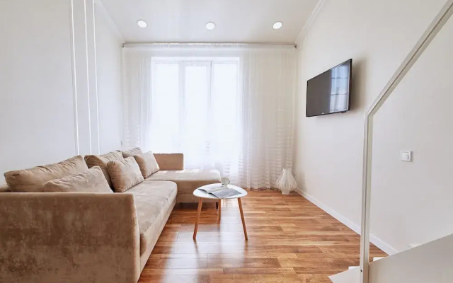 Апартаменты Flatsis, ул. Дудинская, 1а