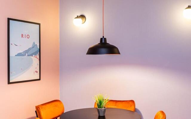 Quarto&Sala a 550m da Praia de Ipanema | PFA58/804