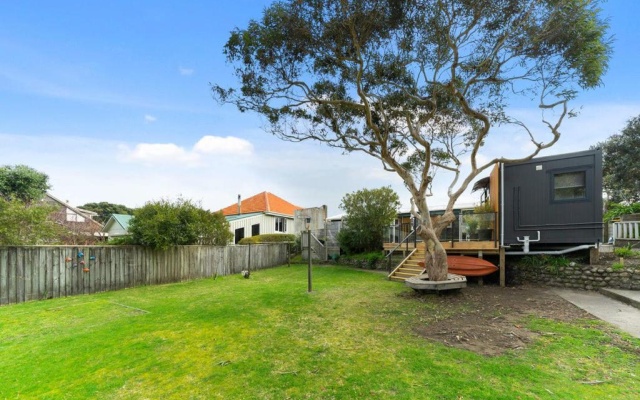 Calapso Cottage - Waikanae Beach Holiday Home – Outside – Waikanae