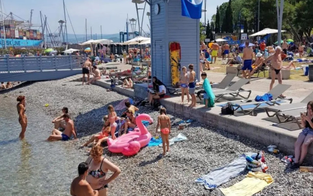 Koper Homey Retreat LURE