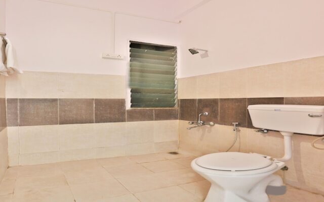 OYO Flagship 13124 Hotel Pyramid