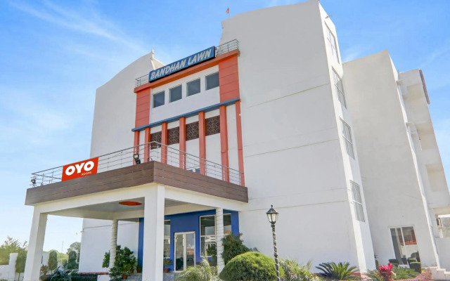 OYO Flagship 80499 New Bhandan Lawn