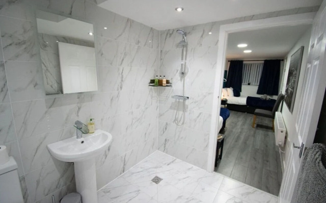 Ideal Lodgings in Baxenden