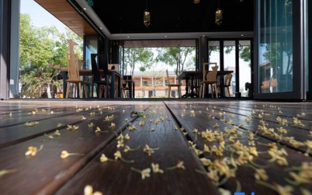 Shanghal 0xygen land Resort Villa