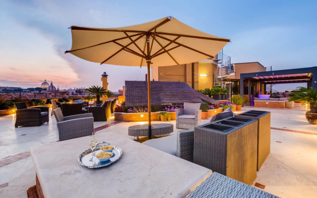 Navona Queen Rooftop