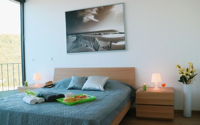 White Cloud Apartments