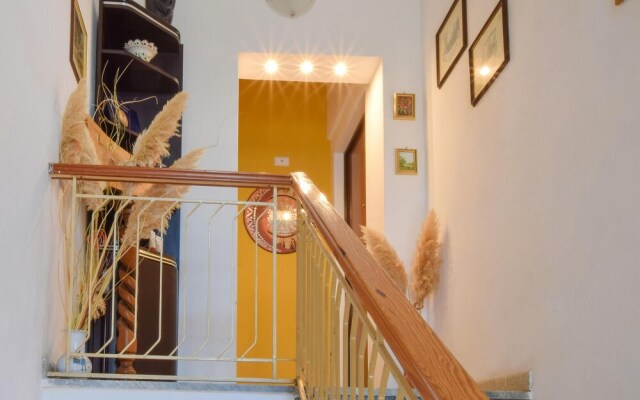 Beautiful Apartment in Stintino With Wifi and 1 Bedrooms