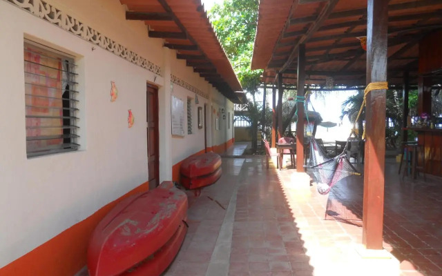 Beach Hostal Oasis