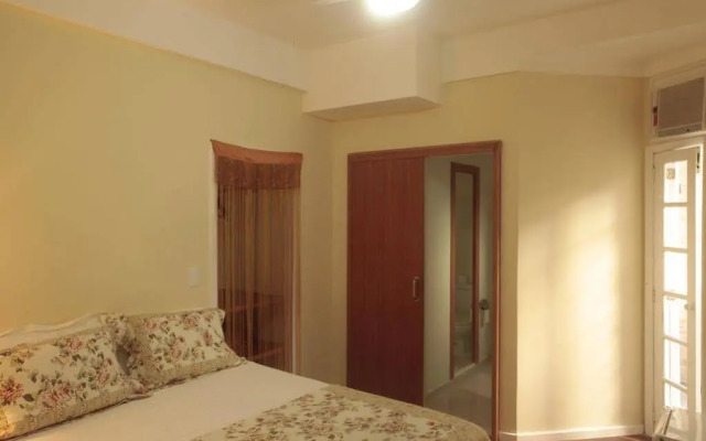 Hotelinho Urca Guest House