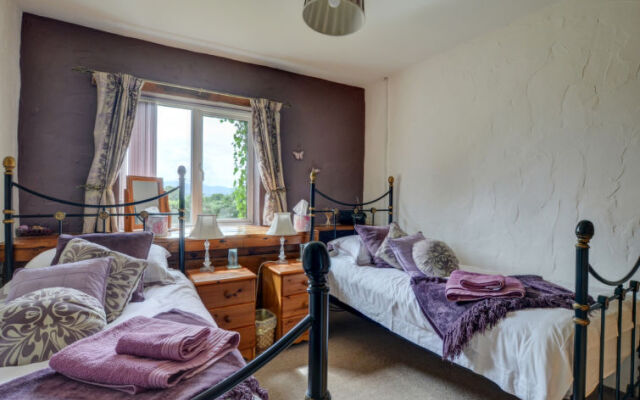 Holiday Home Caernarfon View Cottage