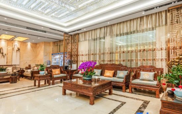 Jinpin Feicui Hotel (Pingzhou Yuqijie Subway Station Branch Pingnan)