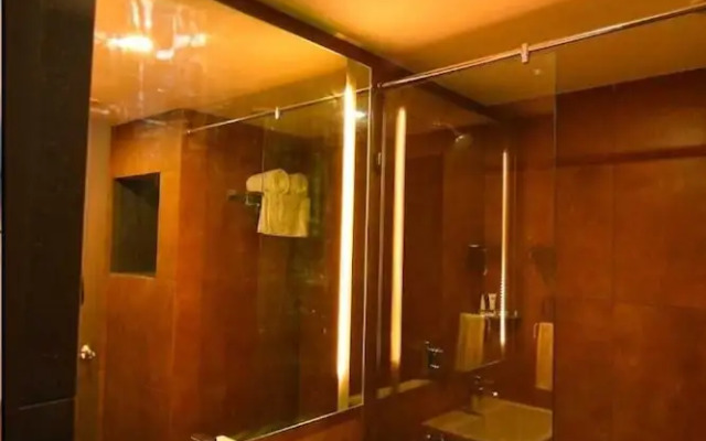 The Cent Hotel