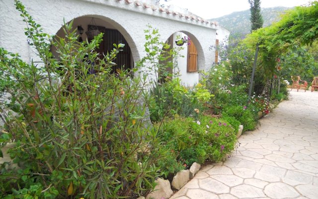 Villa With 4 Bedrooms in Sinnai, With Wonderful Mountain View, Private Pool and Enclosed Garden - 1 km From the Beach