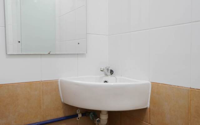 Best Furnished 2BR Mall Access at Green Pramuka Apartment