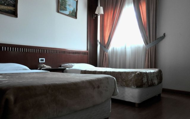 White House - Hotel