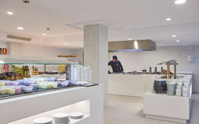 Ahoi! Urban Beach Hotel