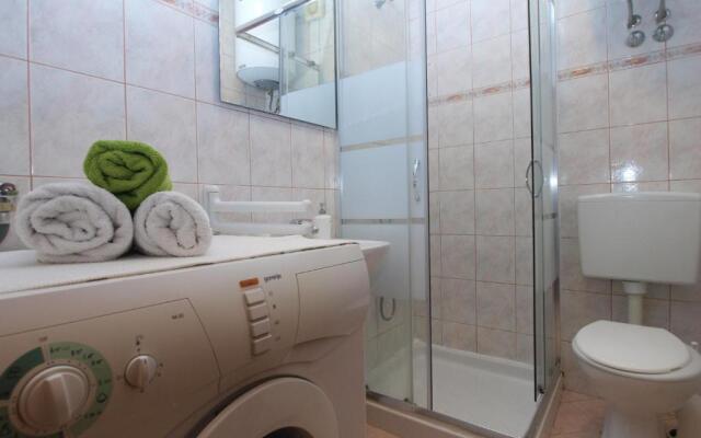 Apartments Sandra 1335