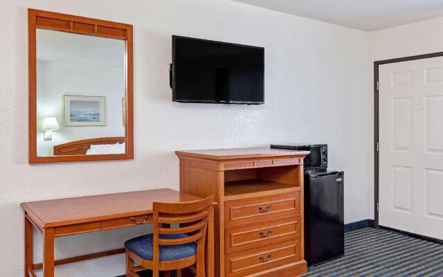 Travelodge by Wyndham Hollywood-Vermont/Sunset
