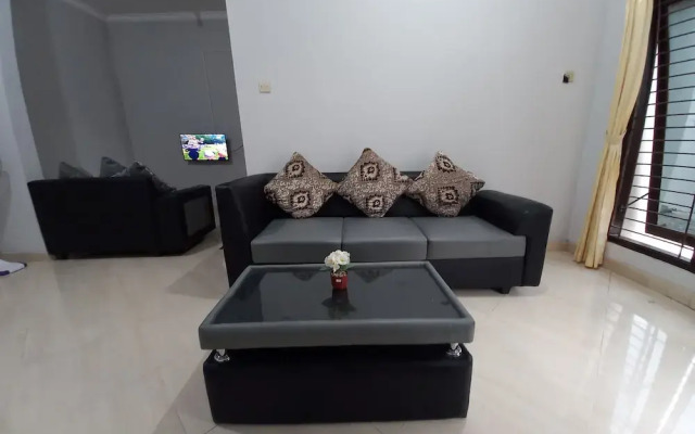 Homestay Syariah Dekat Monjali dan JCM by Simply Homy