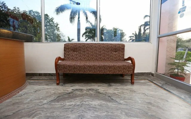 Oyo 29925 Hotel Green House