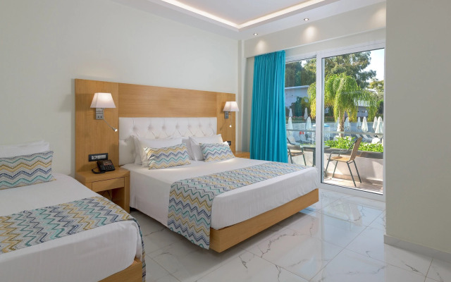 Oceanis Park Hotel