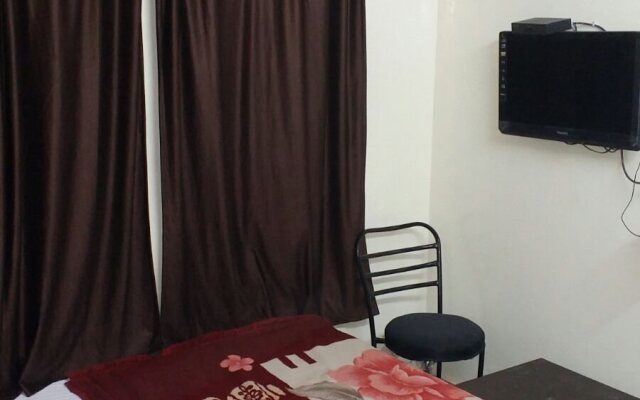 hotel mayur inn