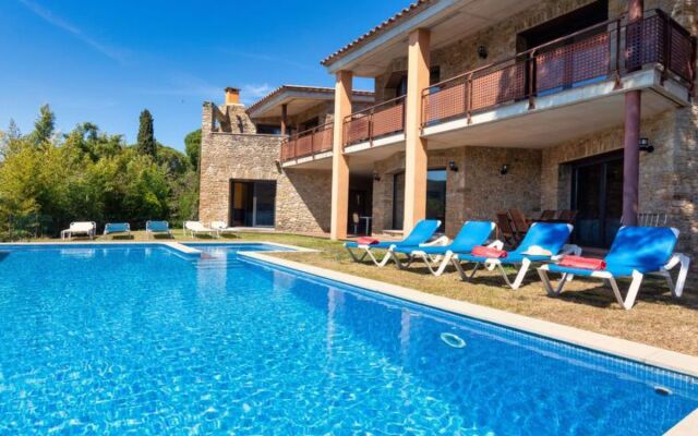 House Oceania Calonge