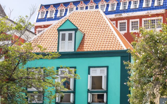 ☀️Sunshine☀️  Magnificently Bright 2BR Top City Centre Townhouse
