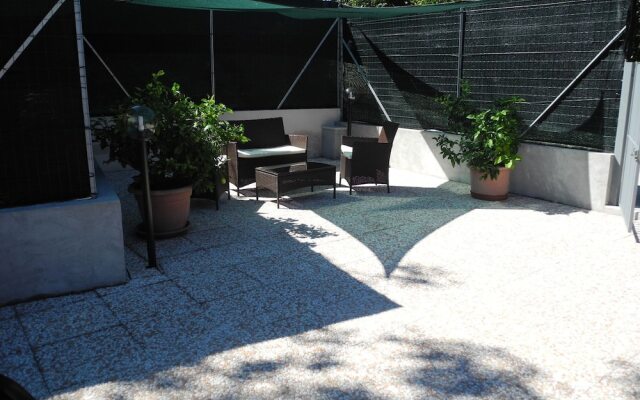 Spacious Holiday Home in Lucca With Swimming Pool