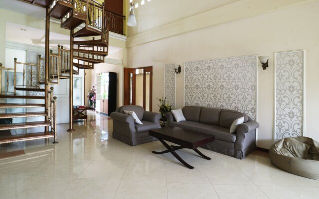 Maharani Guesthouse Tebet Syariah - Hostel