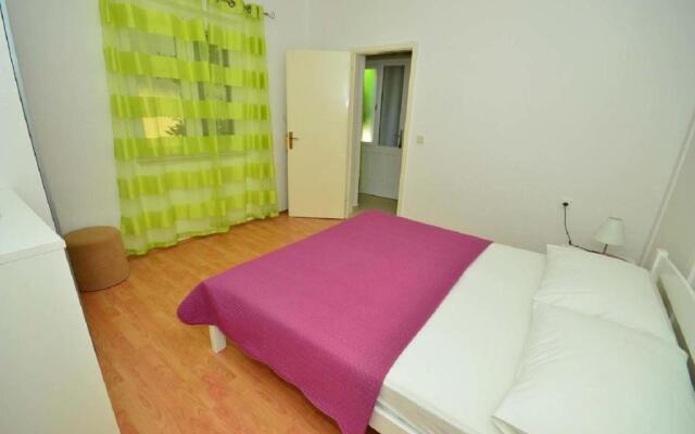 Apartments Cvita - 150m from beach