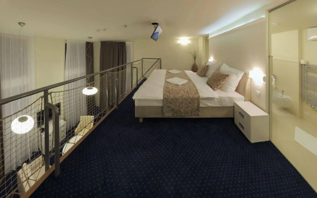 Esmarin Wellness Hotel