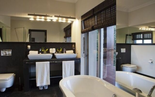 Luxury Seaside Homes