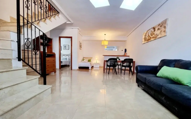 Tourist Rental Paco, Ciudad Quesada, Private Pool, Private Parking