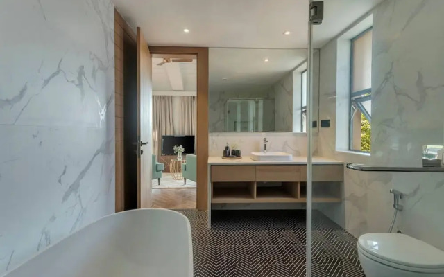 Villa Polaris by Hireavilla 4BR w Pvt Heated Pool